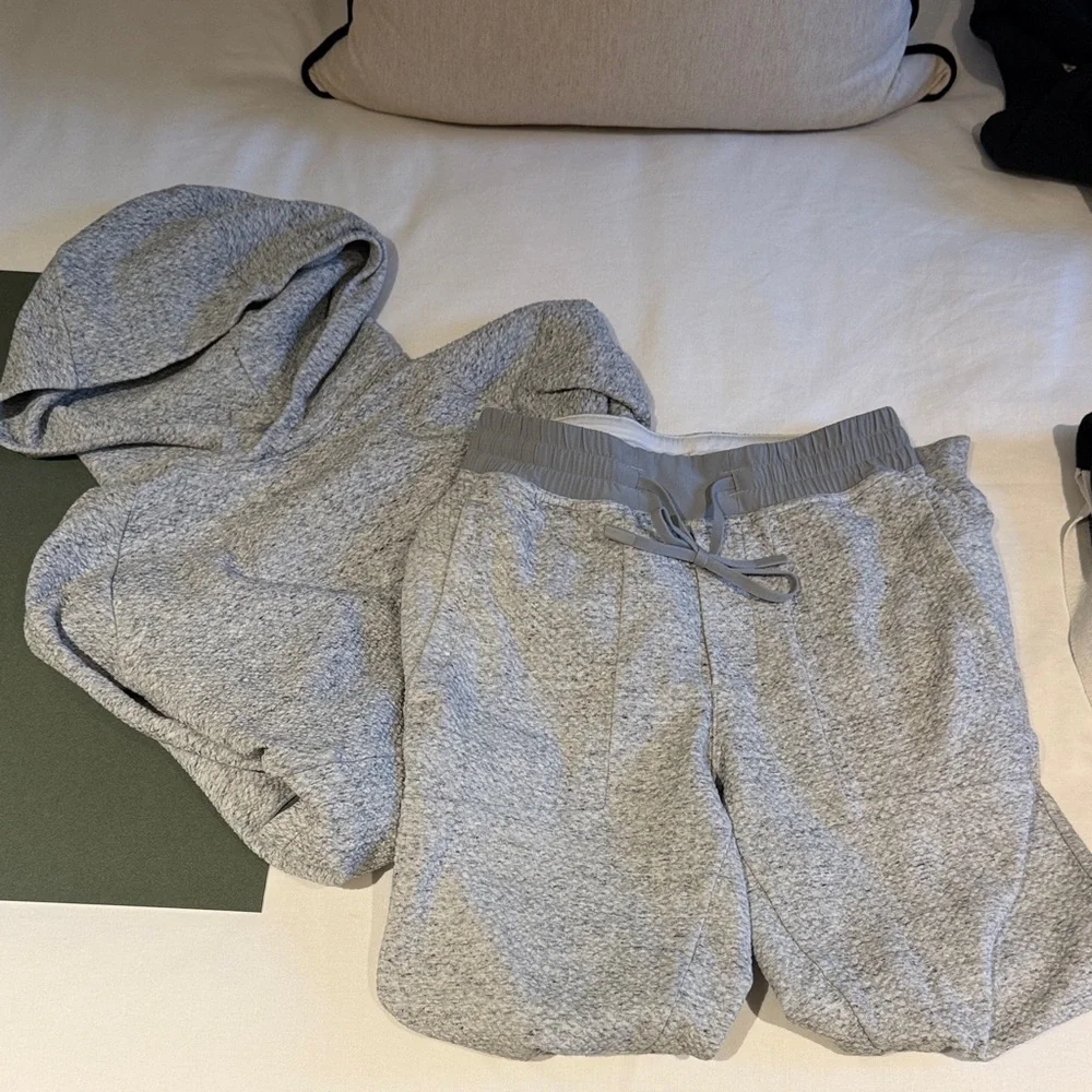 Lululemon Athletica At Ease Heather Gray Hoodie and Jogger Set - Small - Picture 1 of 4